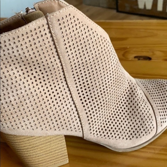 Ankle Boots Mauve Toned Ankle Boots size 8.5 - Picture 12 of 14